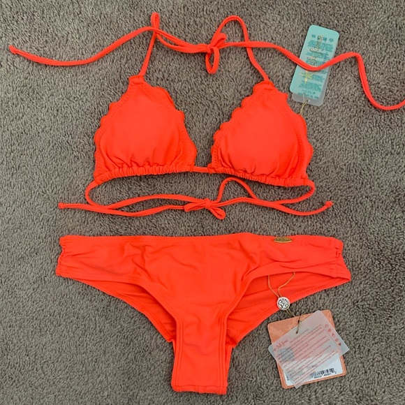 Luli Fama Cosita Buena Wavey Triangle Top And Sassy Cheeks Bottom Size XS - Picture 1 of 11